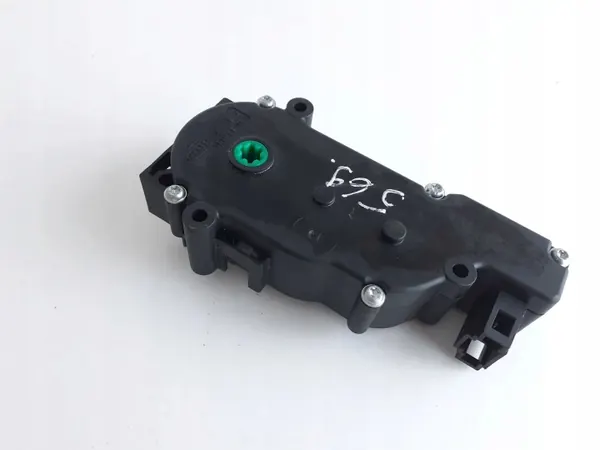 Mercedes-Benz takaluukun lukkoaktuattori OEM A2047500060 image 3