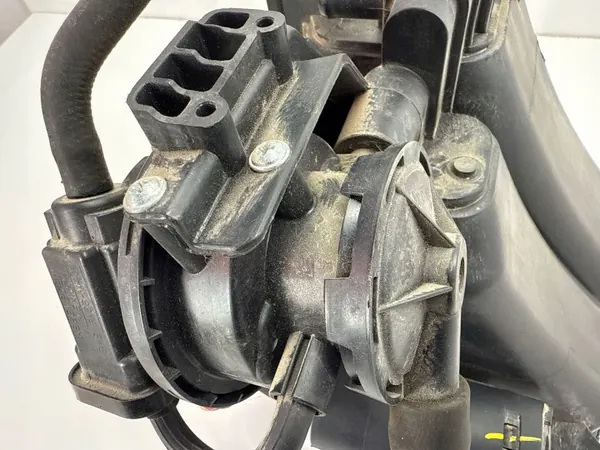 Gebruikte brandstofdampkoolstoffilter OEM 7P0201801 image 6