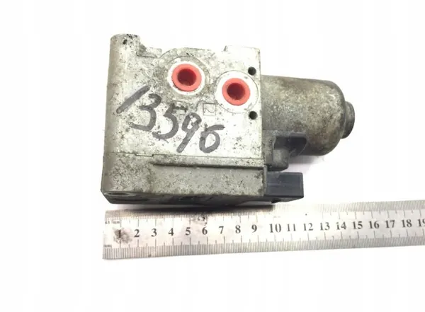 Ventilsensor Mercedes Actros MP4 OEM A0001531559 image 2