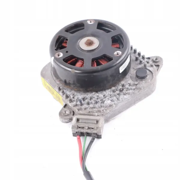 BMW Kühlerlüftermotor OEM 8616315 - Gebraucht image 5
