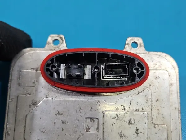 Xenon-virtalähde OEM 5DV009720-00 Opel Astra IV J:lle image 3