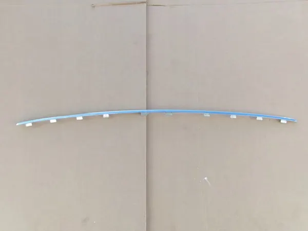 Krominen takapuskurin lista Volvo S90 V90 17-20 OEM image 2