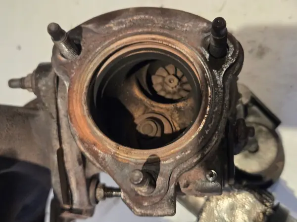 Clio III Modus Turbo Compresor 1.2 TCE 8200538832 image 7