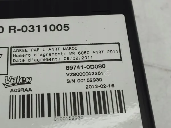 Module de verrouillage central Toyota Yaris 2012 OEM 897410D080 image 3