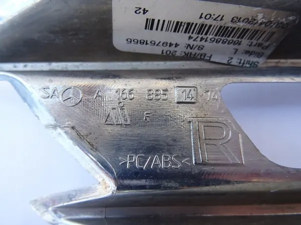 Rejilla Cromada Derecha Mercedes ML W166 A1668851474 image 5