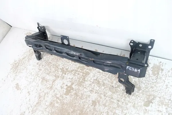 VW Golf Plus Lift Etupuskuri Vahvistus 5M0807109E image 4