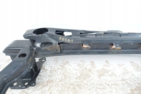 VW Golf Plus Lift Etupuskuri Vahvistus 5M0807109E image 7