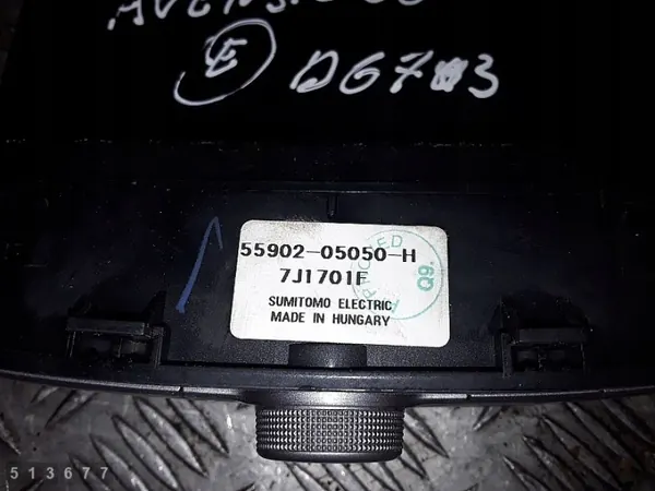 Module climatisation Toyota Avensis OEM 5590205050h image 3