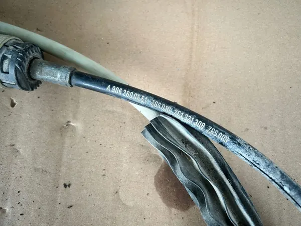 Mercedes-Benz Sprinter Versnellingskabel A9062600551 image 4