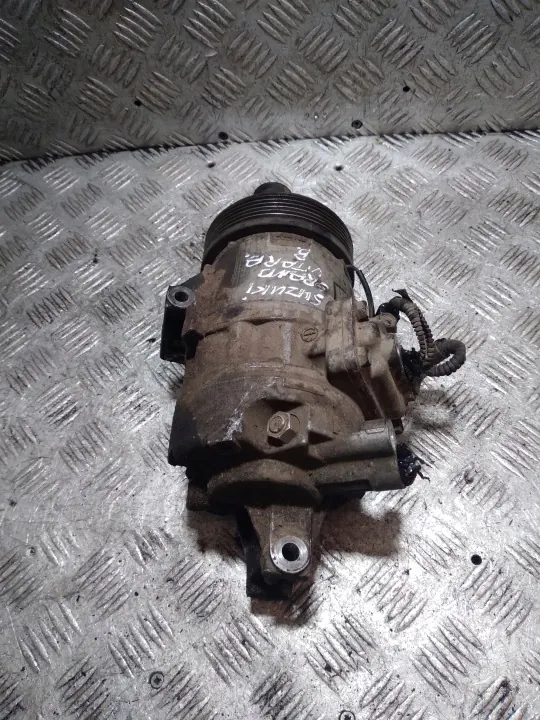 Compresseur A/C Suzuki d'occasion OEM 95201-76KAO image 3
