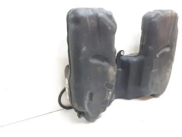 BMW X5 E70 Brandstoftank OEM 7180096 - Gebruikt image 9
