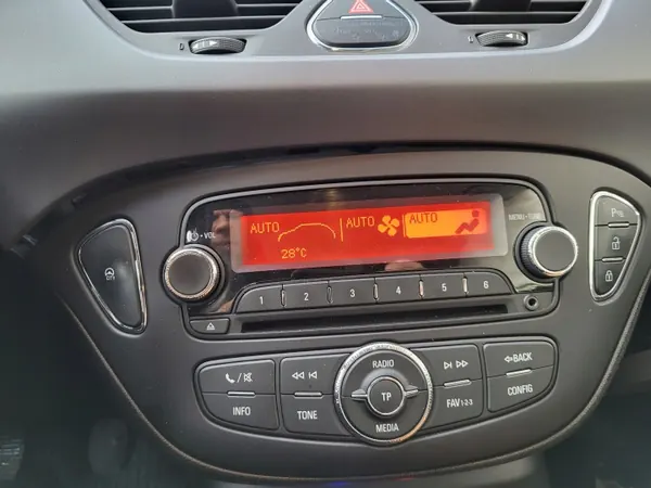 Opel Corsa E Radio CD OEM 39012675 - Gebraucht image 6