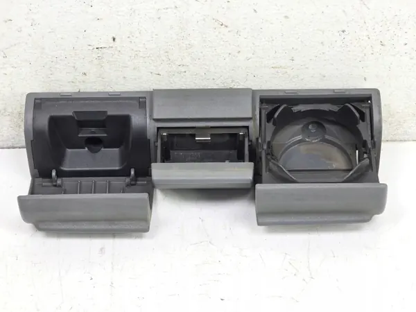 OEM A6398100230 Mukiteline Tuhkakuppi Vasen Taka image 5