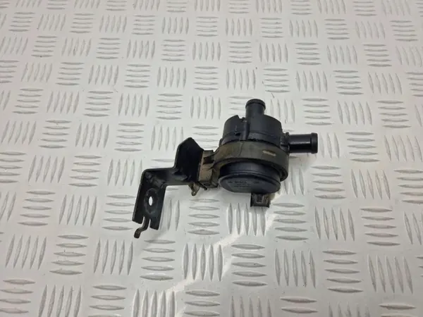 Pompe de circulation d'eau OEM 0392023219 Renault image 3