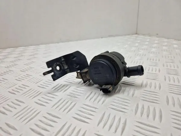 Pompe de circulation d'eau OEM 0392023219 Renault image 4