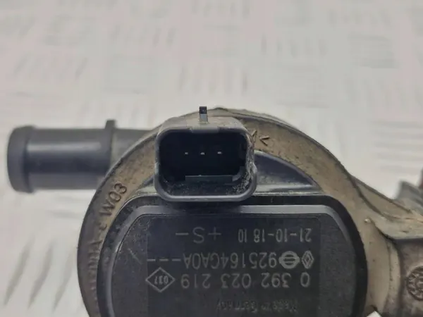 Pompe de circulation d'eau OEM 0392023219 Renault image 5