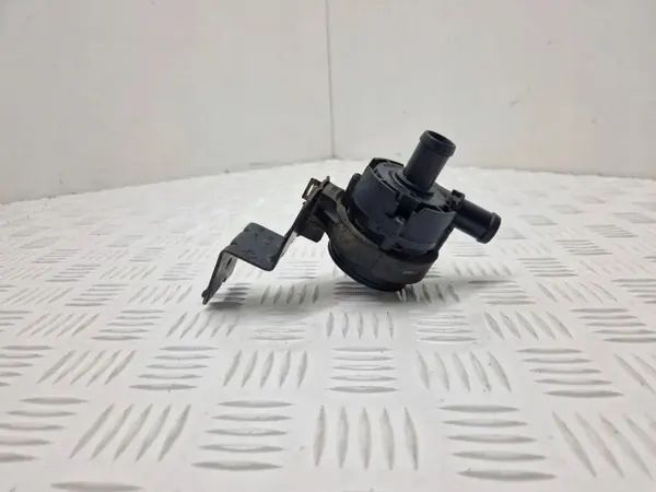 Pompe de circulation d'eau OEM 0392023219 Renault image 9