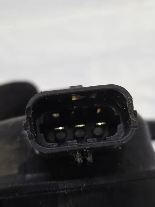 Bränslefilterhus OEM 271117 1894 för Opel Crossland image 7