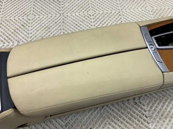 Middenconsole OEM 9112677 met armsteun BMW F01 image 8