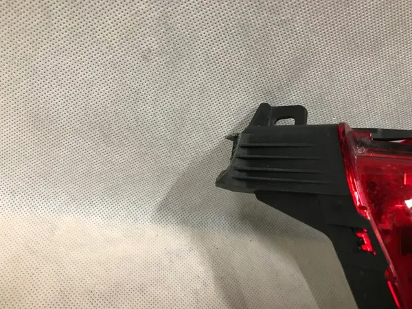 KIA NIRO II Luz Trasera Inferior Izquierda Europa image 5