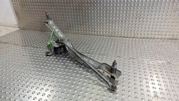 Etupyyhkijän moottorin mekanismi VW Golf II image 2