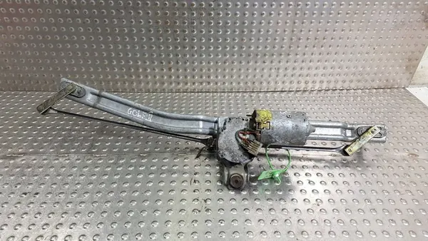 Etupyyhkijän moottorin mekanismi VW Golf II image 5