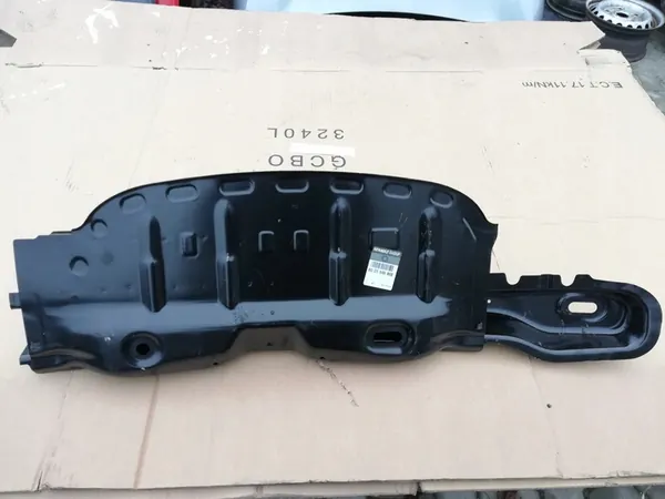 Paraurti posteriore Dacia Logan image 7