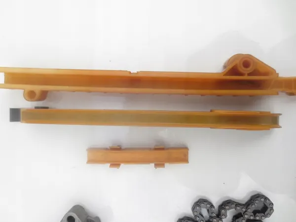 MERCEDES W176 W246 W205 W212 CLA W117 GLA 1.6 2.0 CGI Juego de Distribución image 5