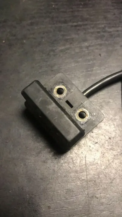 BMW OEM 1388457 Sensor för 7-serien E32 1991 image 3