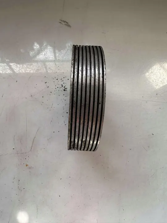 Volkswagen PASSAT B3 1992 Polia do comando de válvulas / VANOS 068115021D image 3