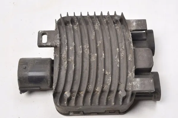 Volvo V70 III 2.4D Tuulettimen Ohjausmoduli 940009400 image 5