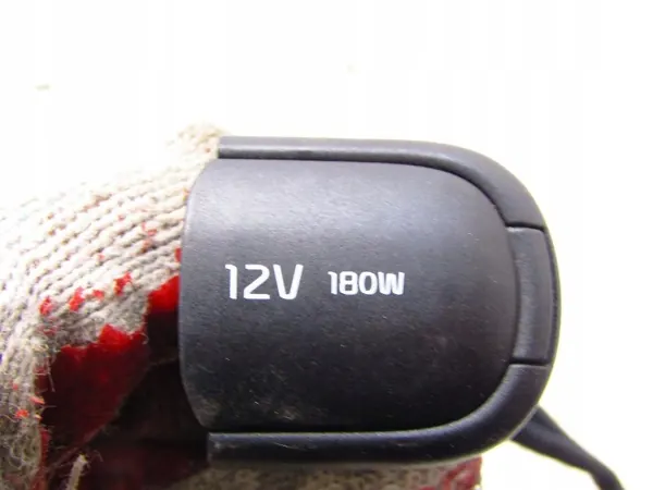 Prise 12V OEM 84624-D9000 pour Kia Sportage IV image 3