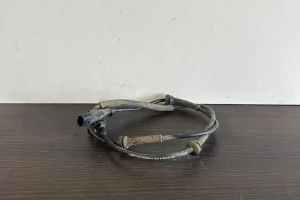 Voorste linker ABS-sensor RENAULT TRAFIC III 93868516 image 2