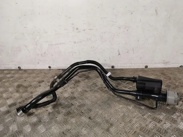 Pescoço de enchimento Subaru Forester OEM FBZ14888 image 2
