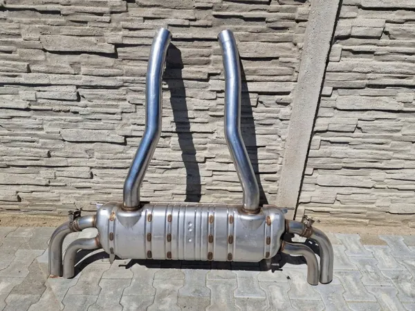 Rolls-Royce Cullinan Achterste Centrale Demper OEM 8685587 image 2