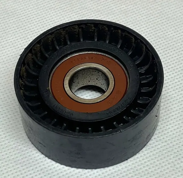 Audi VW 3.0 TDI Omkeerrol OEM 059903341G H Gebruikt image 2