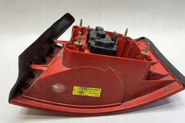 Luz trasera izquierda AUDI A6 AVANT 4B9945095D3FZ image 5