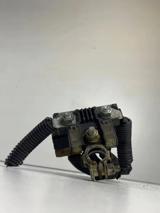 Controlador borne positivo OEM h2102452 Nissan Juke image 3
