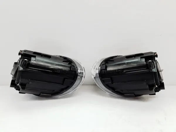 Farol Dianteiro New Beetle H4/W21/5W image 4