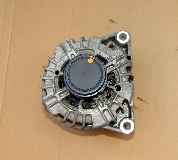 Vaihtovirtageneraattori Ford EcoSport II 1.5 TDCi AV6N-10300-GC image 3