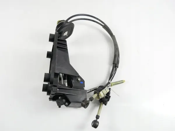 Vaihtoehtovalitsin 5-vaihteinen Peugeot 208 12-15r image 4