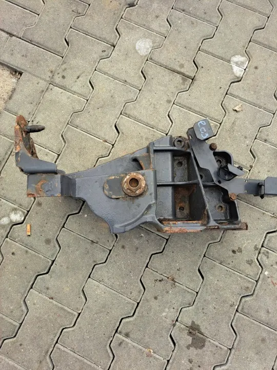 Fjäderfäste Vänster Renault OE OEM 5010562903 5010574077 image 3