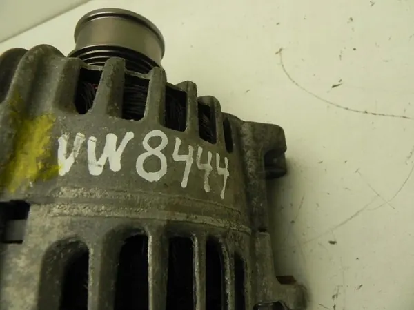 Alternaattori ŠKODA RAPID 1.2 TSI 2016 OEM 04E903021N image 5