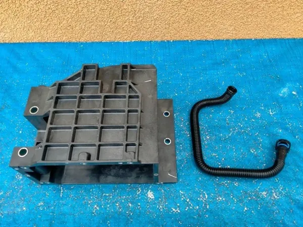 Audi Q5 apuparisto OEM 8W0915101A - 1Ah image 6