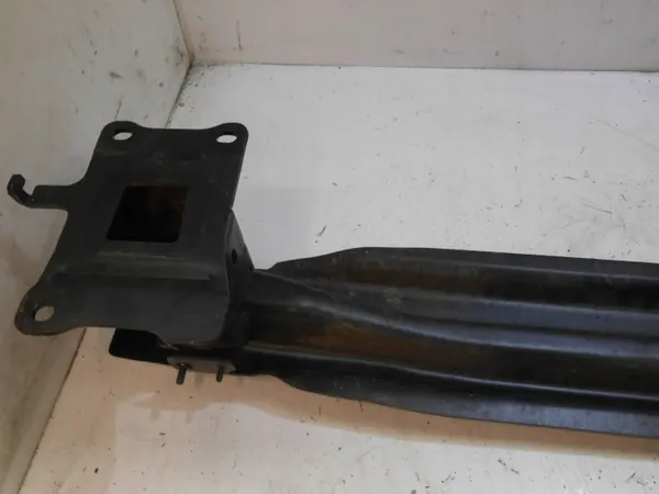 Volkswagen Travesaño Parachoques Trasero OEM 2G0807305A image 9