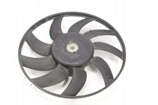 Ventilador de radiador Audi OE 993454J - Usado image 2