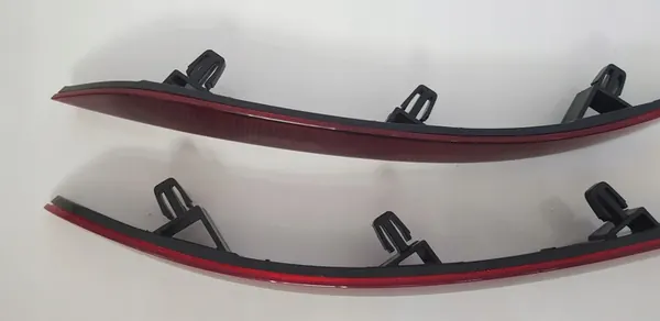 VW GOLF 6 PLUS Takavalo Oikea 5M0945106C image 5