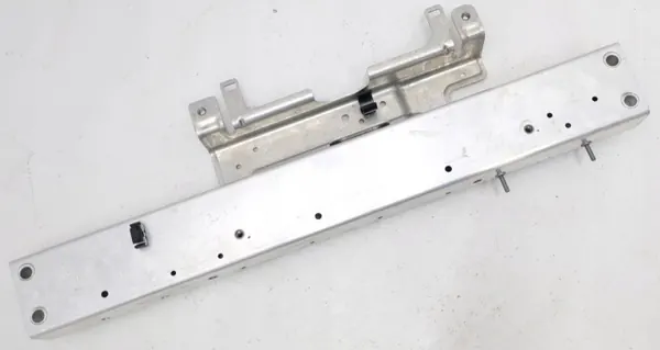 Reforço Transversal Audi E-Tron 4KE OEM 4KE805253B image 2