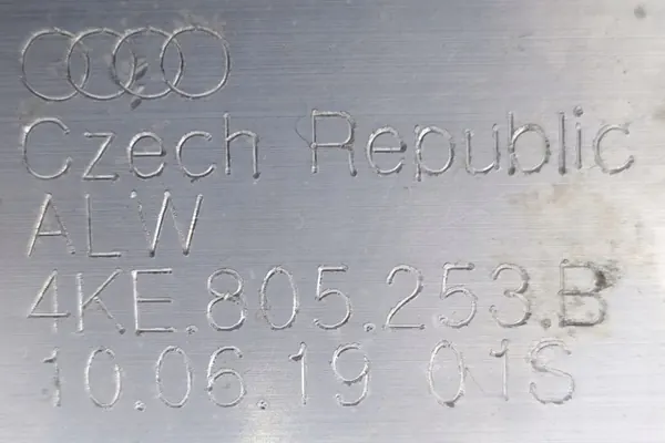 Reforço Transversal Audi E-Tron 4KE OEM 4KE805253B image 8