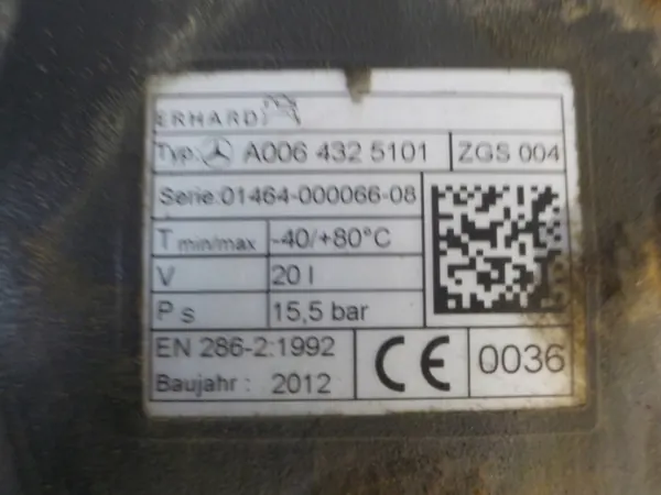 Mercedes-Benz lufttank A0064325101 Actros MP4 image 3
